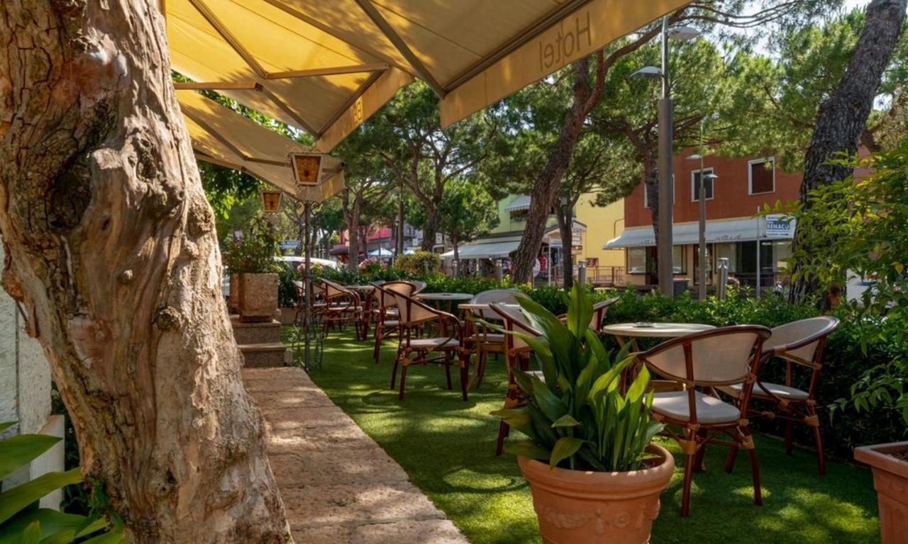 Hotel Benaco シルミオーネ エクステリア 写真