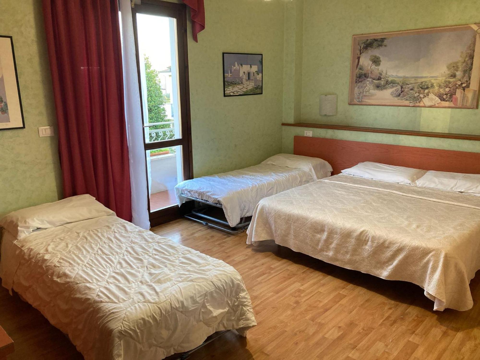 Hotel Benaco シルミオーネ エクステリア 写真