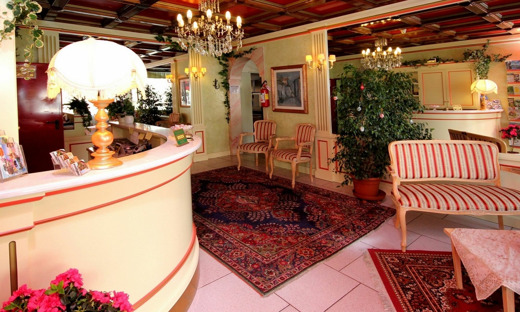 Hotel Benaco シルミオーネ エクステリア 写真