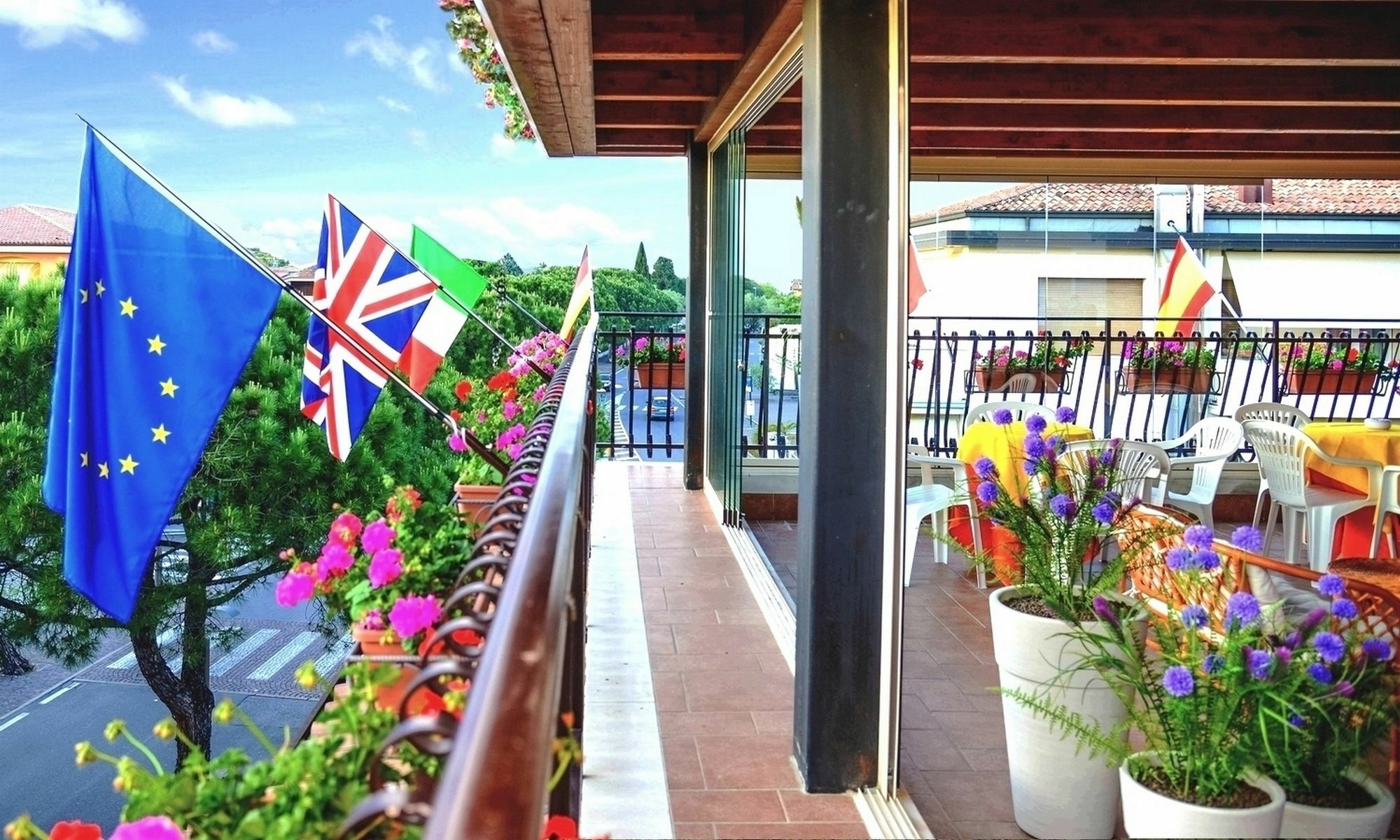 Hotel Benaco シルミオーネ エクステリア 写真